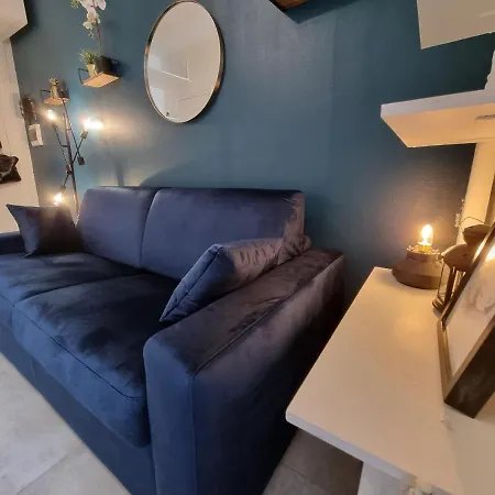 Cosy In Heart Of Montmartre